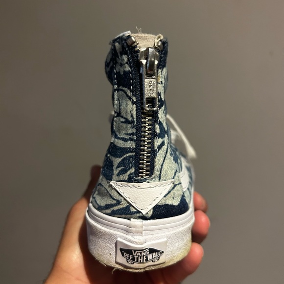 Unisex Floral Vans - sz 8 Men’s/9.5 Women’s - Picture 3 of 7